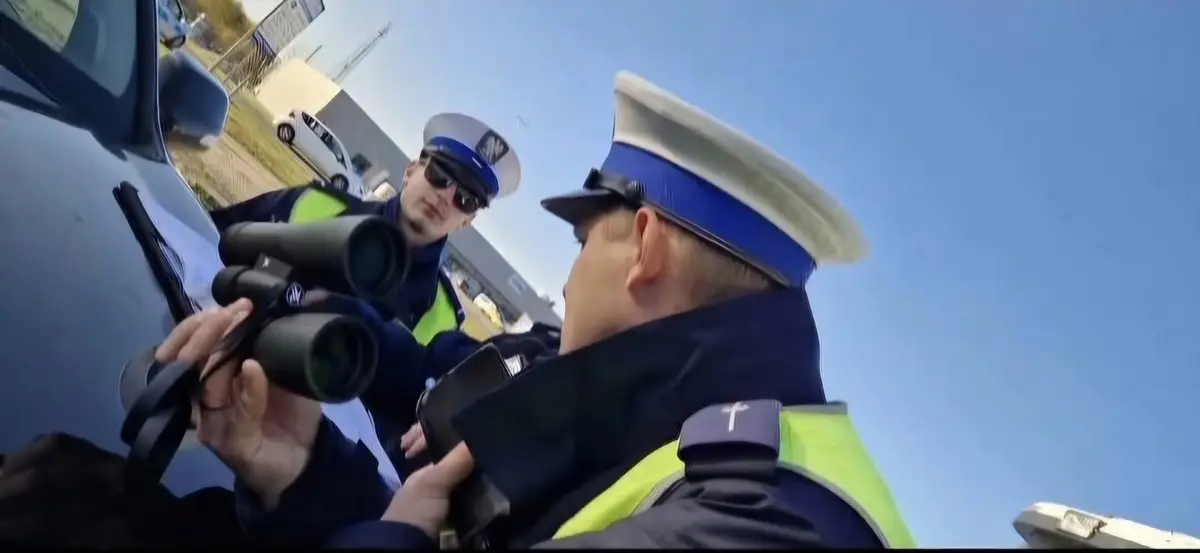 Podsumowanie weekendu na drogach powiatu giżyckiego – działania policji