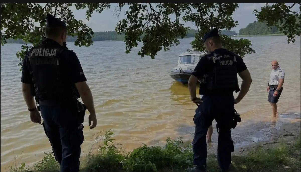 Poszukiwania 37-letniego mężczyzny trwają na Jeziorze Wydmińskim