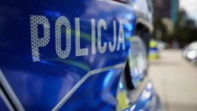 Zatrzymanie poszukiwanego mężczyzny przez policjantów z Giżycka, ujawniono narkotyki