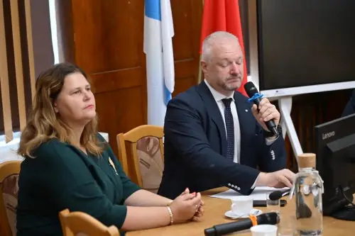Wojewoda Warmińsko-Mazurski odwiedził Urząd Miasta Giżycka