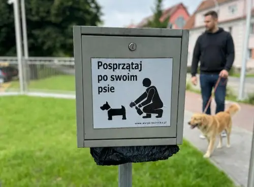 Właściciele psów w Giżycku zobowiązani do sprzątania i mają możliwość bezpłatnego czipowania